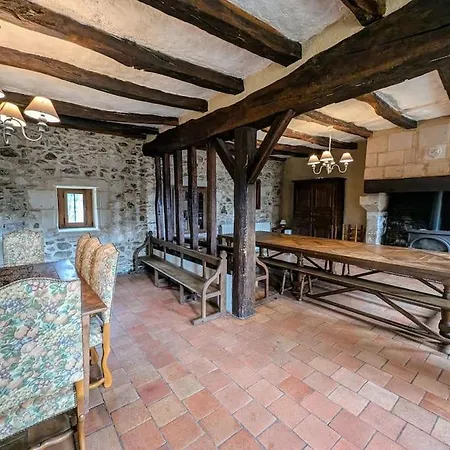 Maison Familiale En Pleine Foret Casa de Férias Mouliherne
